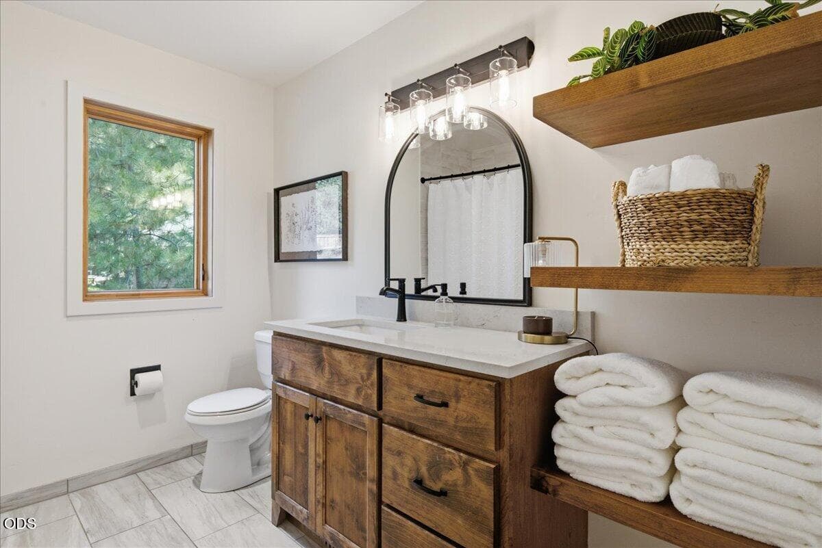 Photo of 2261 NW 7th Street 51 of 101