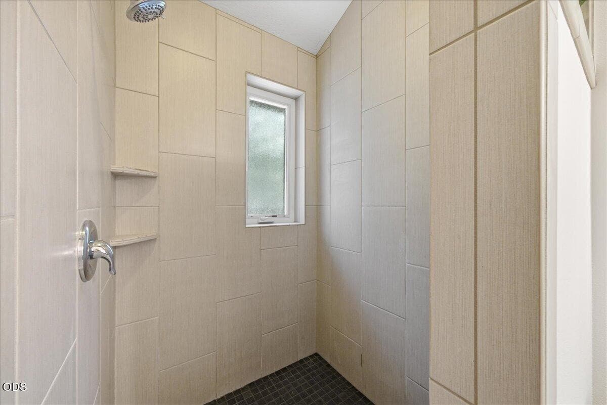 Photo of 2261 NW 7th Street 58 of 101