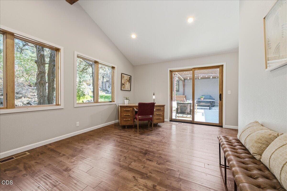 Photo of 2261 NW 7th Street 48 of 101
