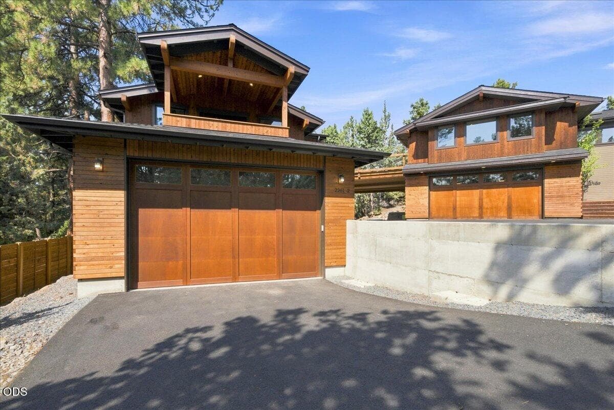 Photo of 2261 NW 7th Street 85 of 101