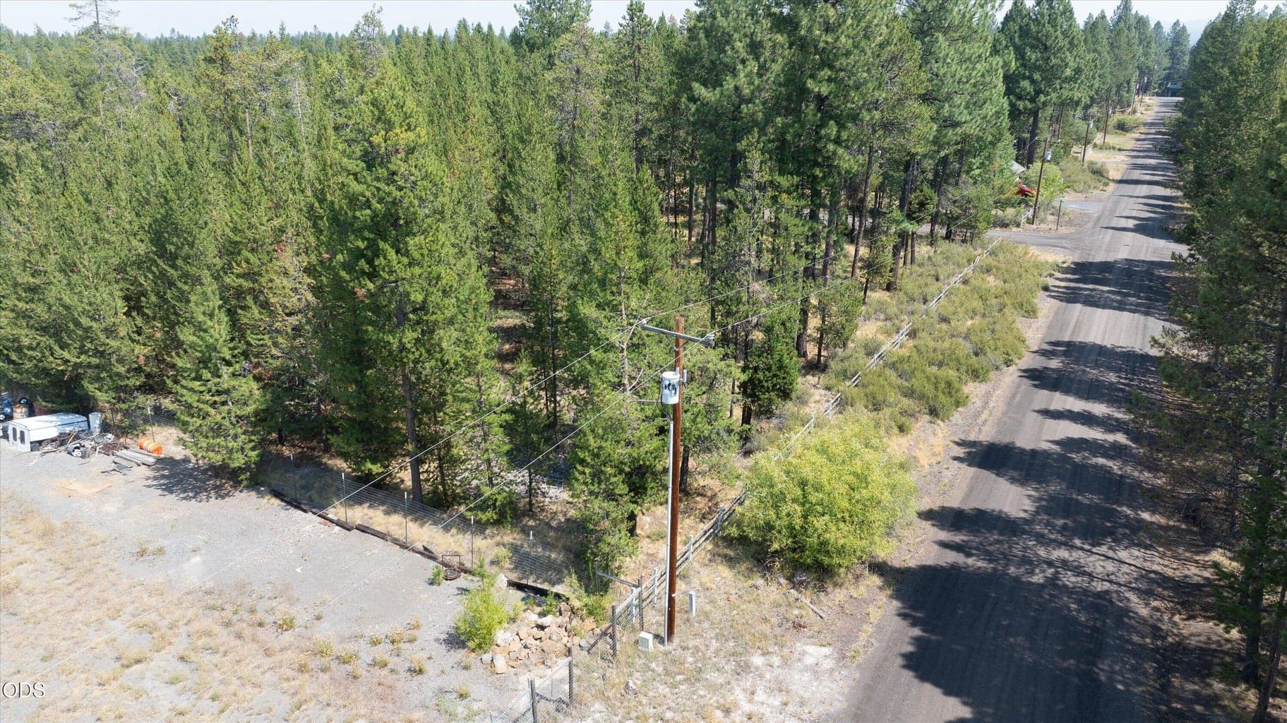 Photo of 17092 Merced Road 2 of 10