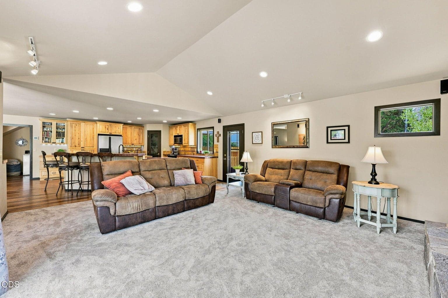 Photo of 16932 Ponderosa Cascade Drive 13 of 52