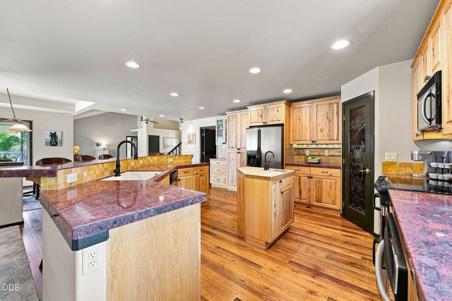 Photo of 16932 Ponderosa Cascade Drive 9 of 52