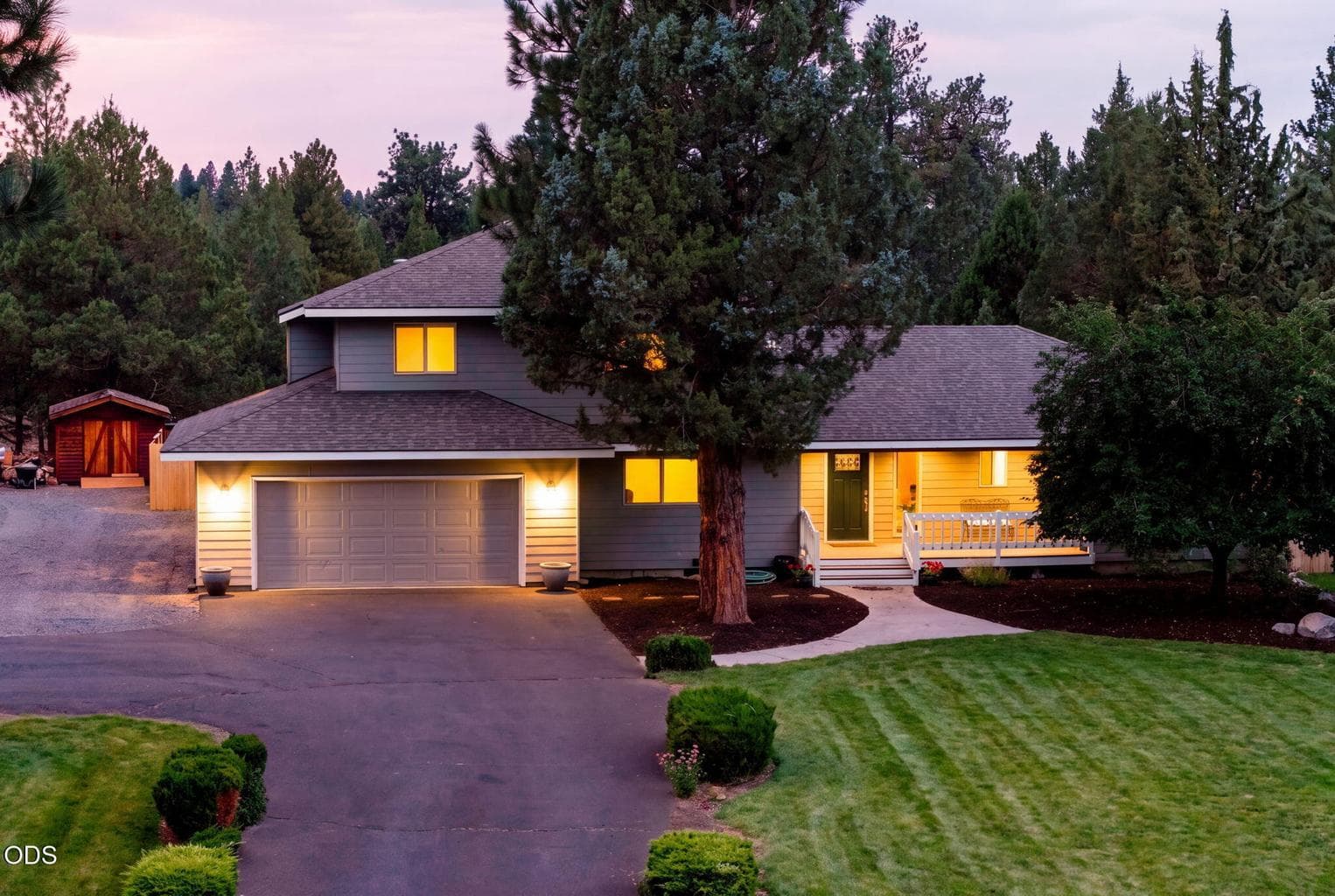 Photo of 16932 Ponderosa Cascade Drive 2 of 52