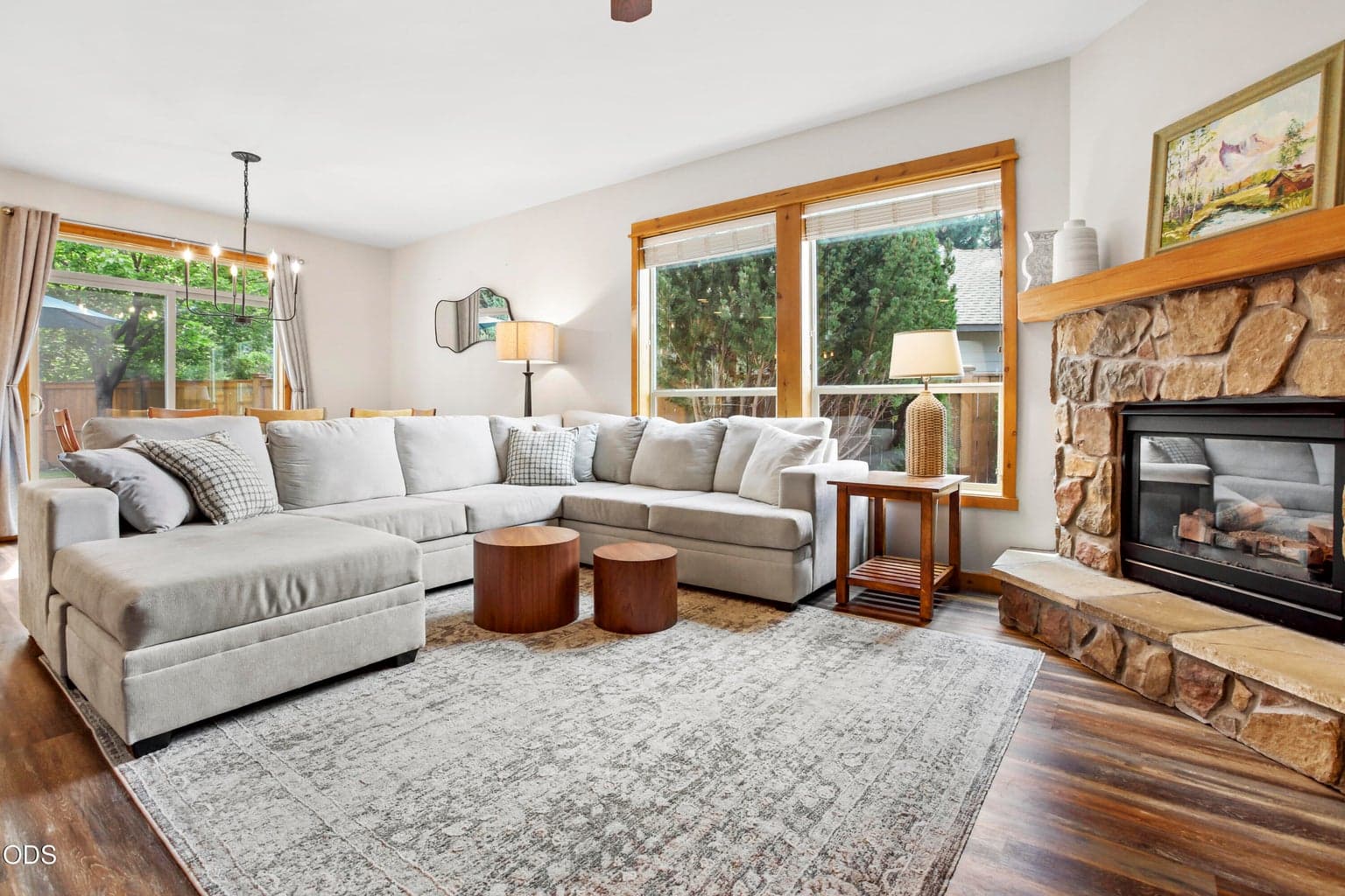 Photo of 60814 Sawtooth Mountain Lane 4 of 21
