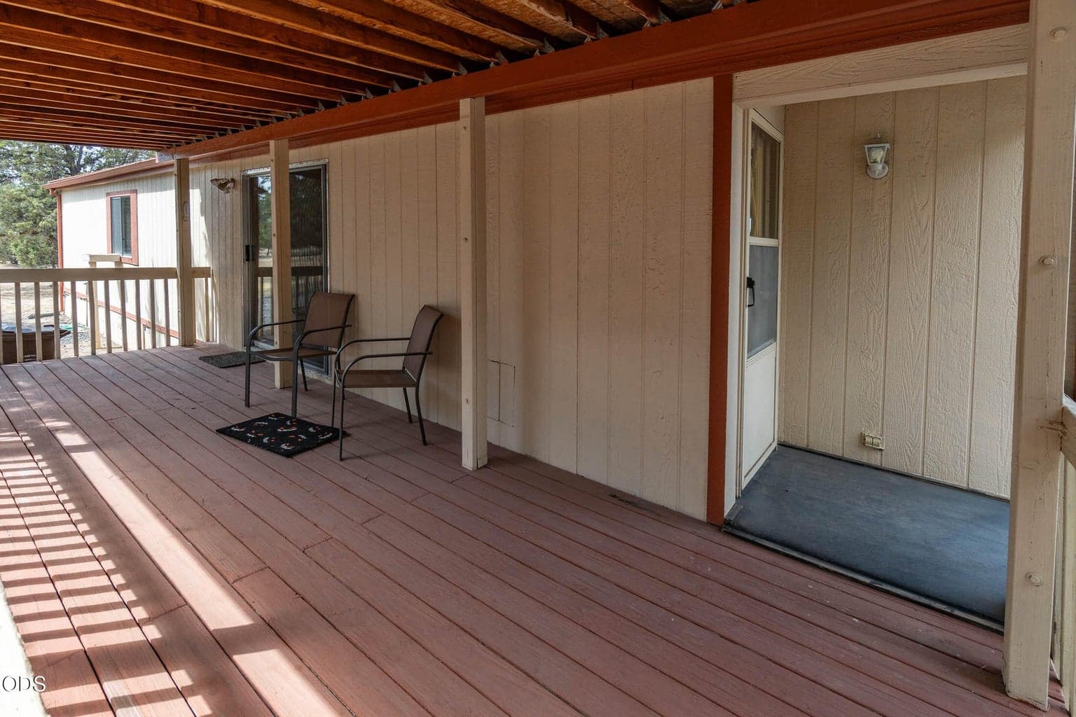 Photo of 1643 SE Akins Drive 4 of 30