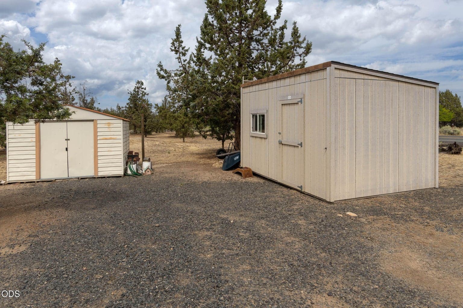 Photo of 1643 SE Akins Drive 18 of 30