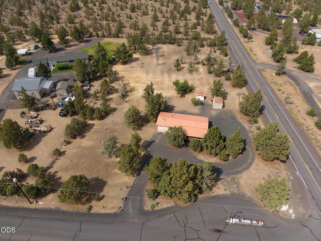 Photo of 1643 SE Akins Drive 20 of 30