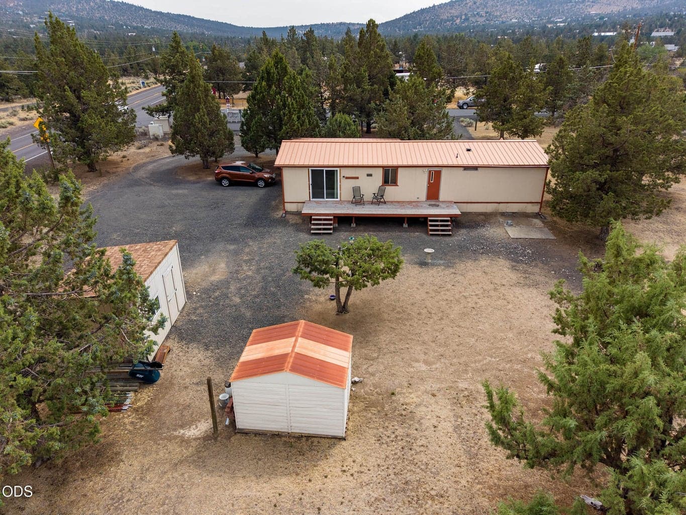 Photo of 1643 SE Akins Drive 5 of 30