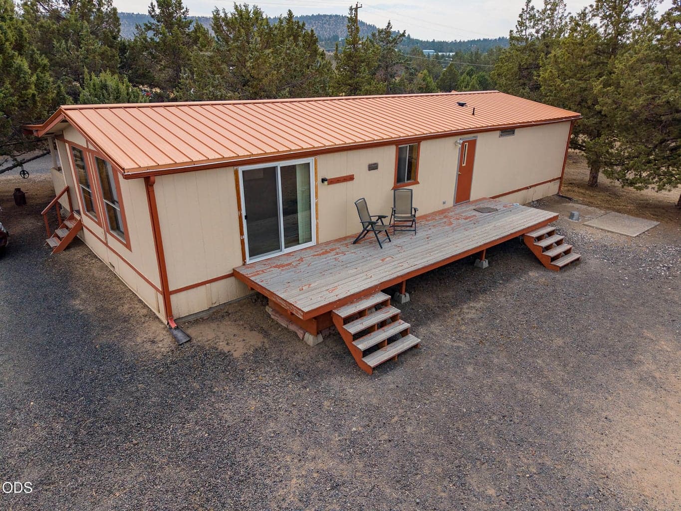 Photo of 1643 SE Akins Drive 2 of 30