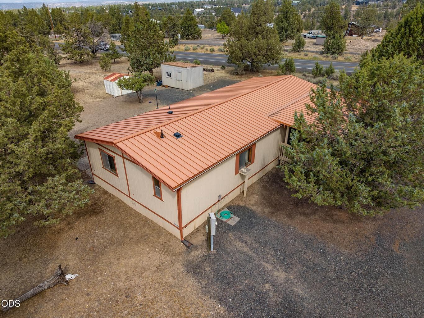 Photo of 1643 SE Akins Drive 6 of 30