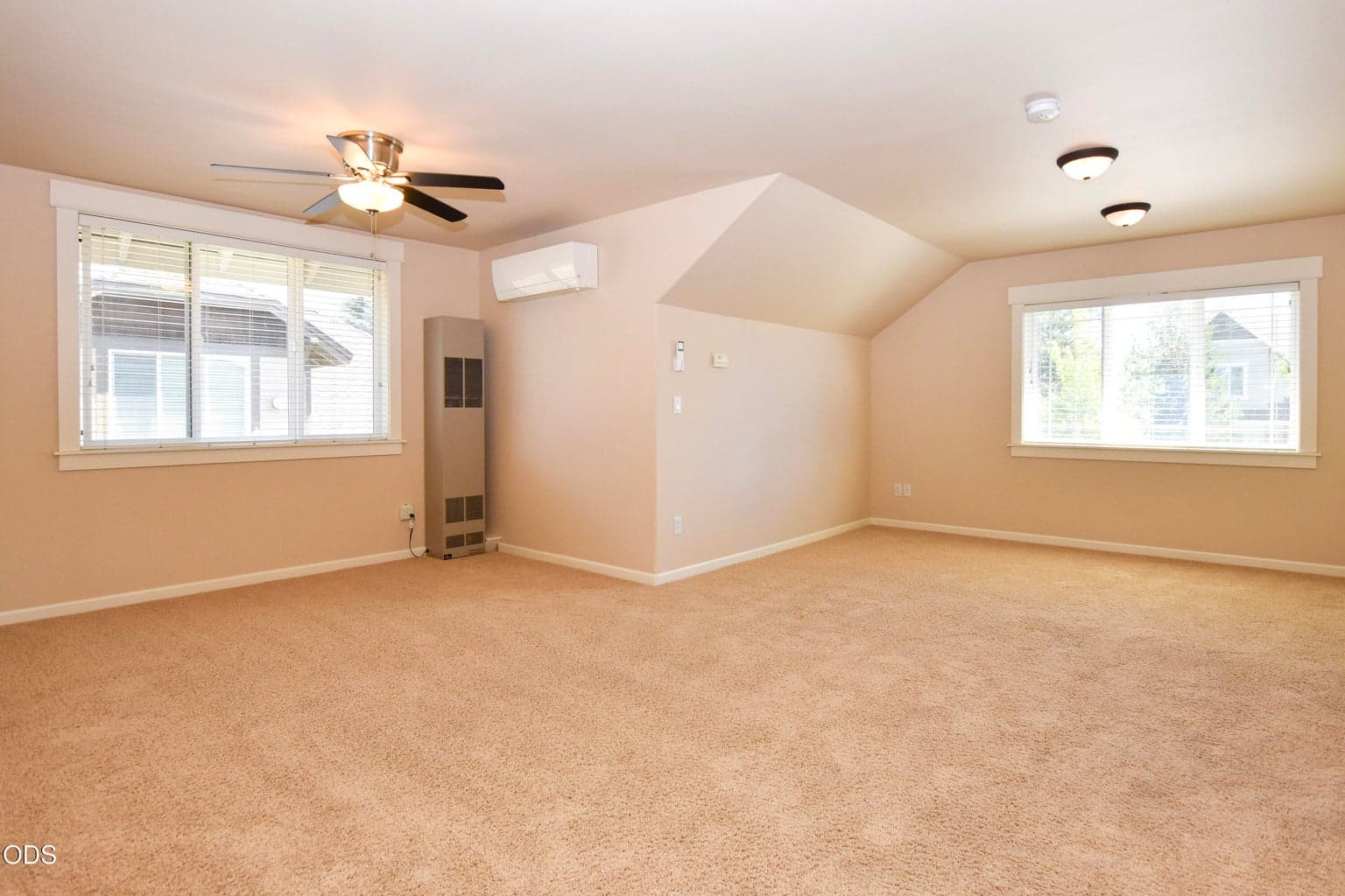 Photo of 3339 NE Sandalwood Drive 49 of 54