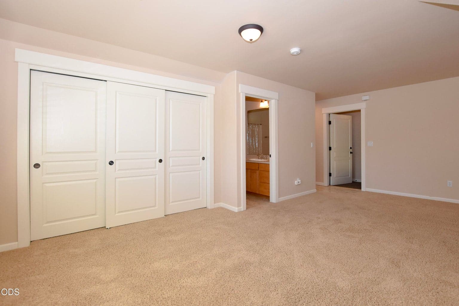 Photo of 3339 NE Sandalwood Drive 51 of 54