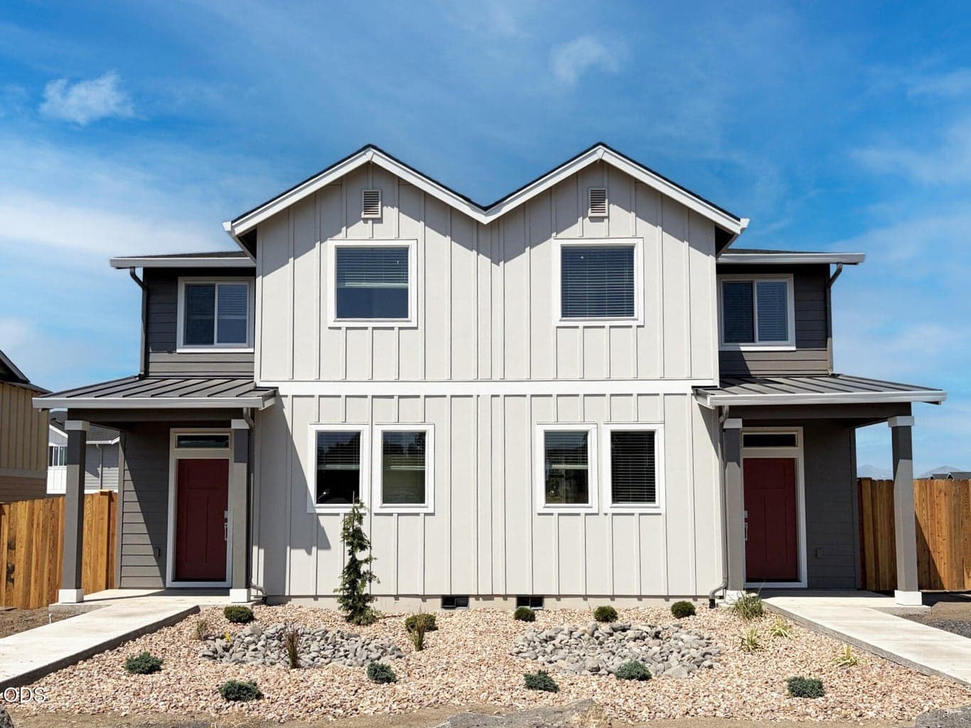 Photo of 752 Varnish Place 1 of 24