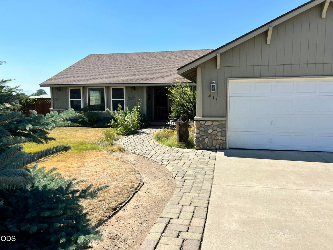 Photo of 411 Meadowview Street 2 of 55
