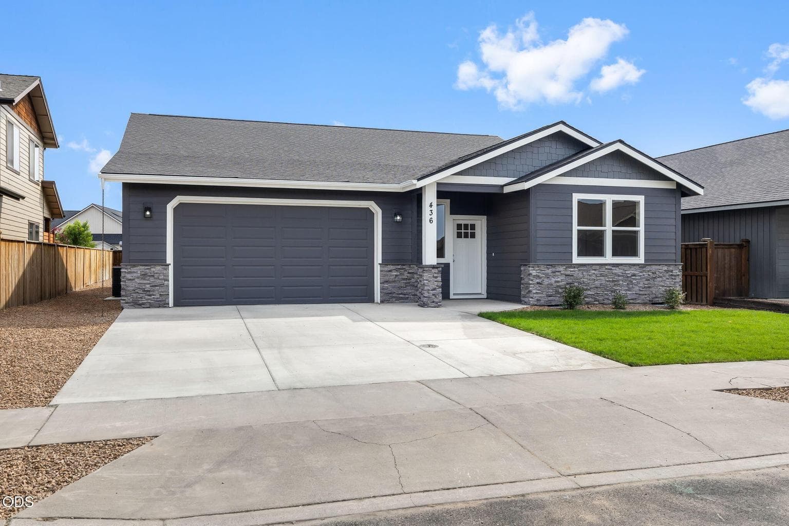 Photo of 436 Stearns Road 3 of 48