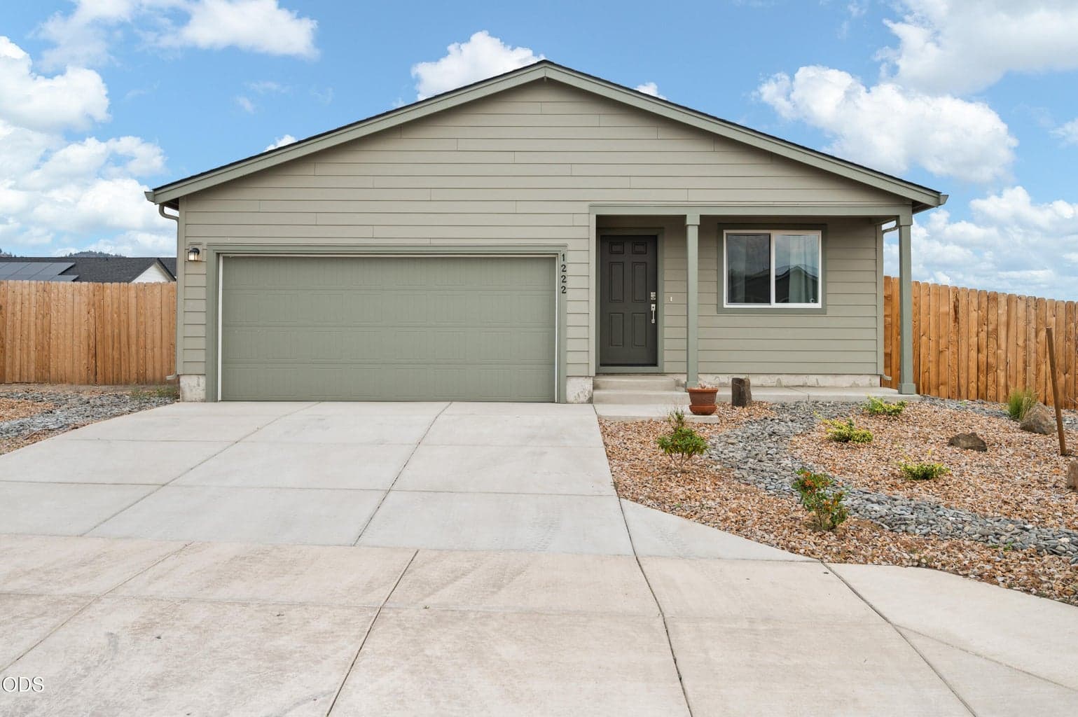 Photo of 1222 Cobbleridge Court 1 of 42