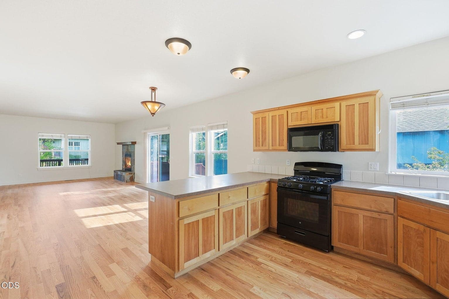 Photo of 20617 Foxborough Lane 8 of 37
