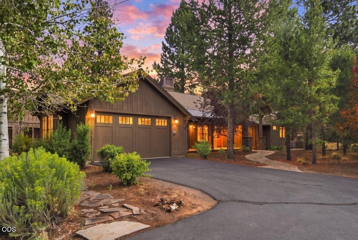 Photo of 56556 Caldera Springs Court 1 of 80