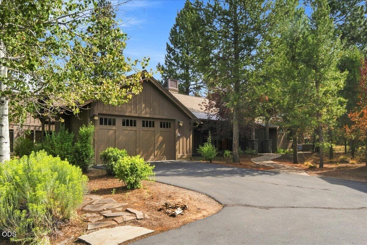 Photo of 56556 Caldera Springs Court 2 of 80