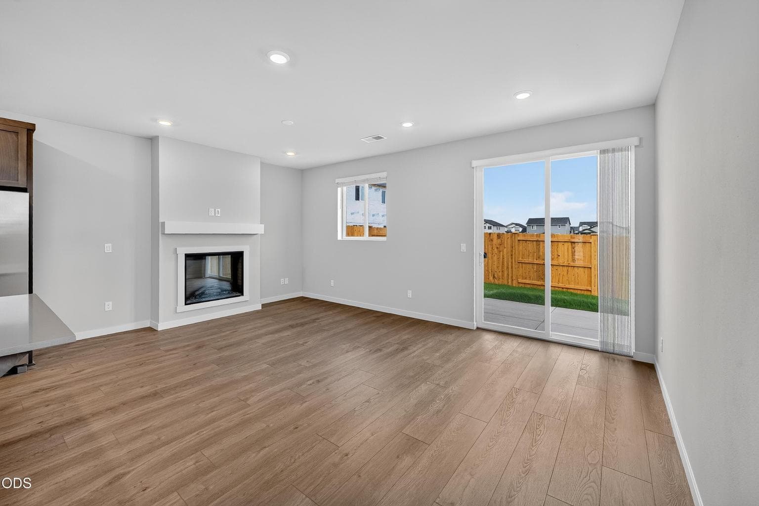 Photo of 709 Walnut Avenue 5 of 31