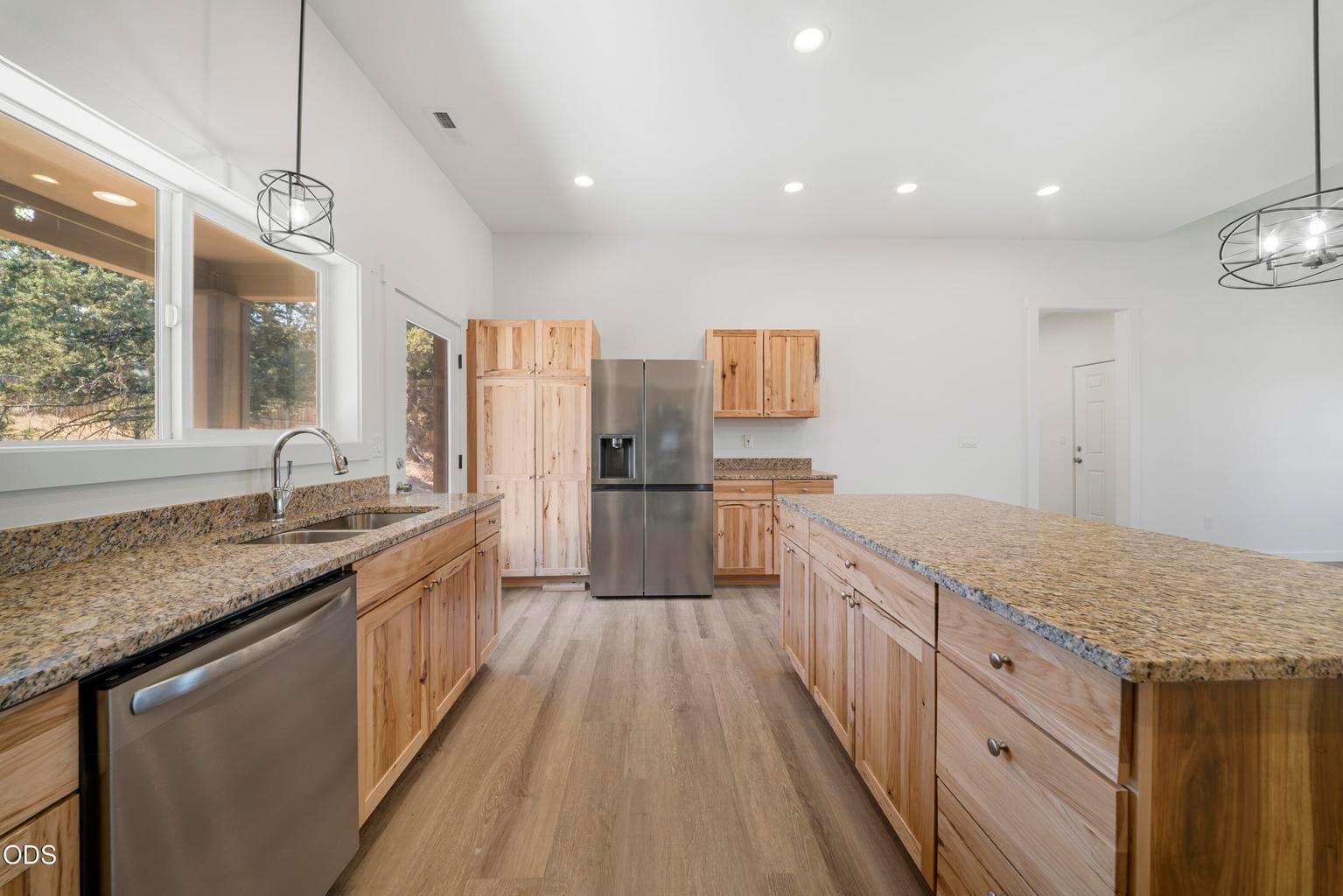 Photo of 8111 SW High Cone Drive 11 of 41