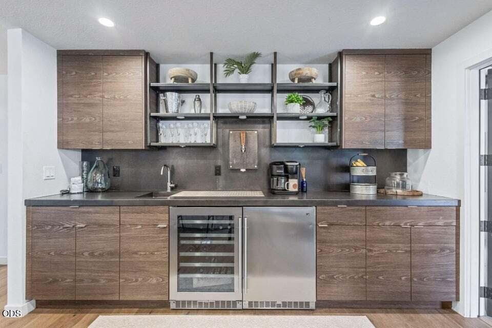 Photo of 1510 NW West Hills Avenue 9 of 44