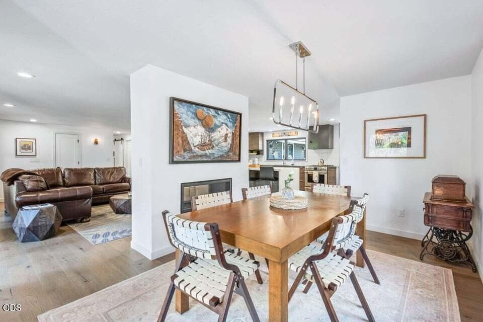 Photo of 1510 NW West Hills Avenue 11 of 44