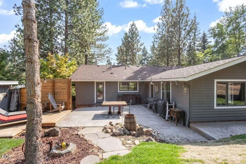 Photo of 1510 NW West Hills Avenue 28 of 44