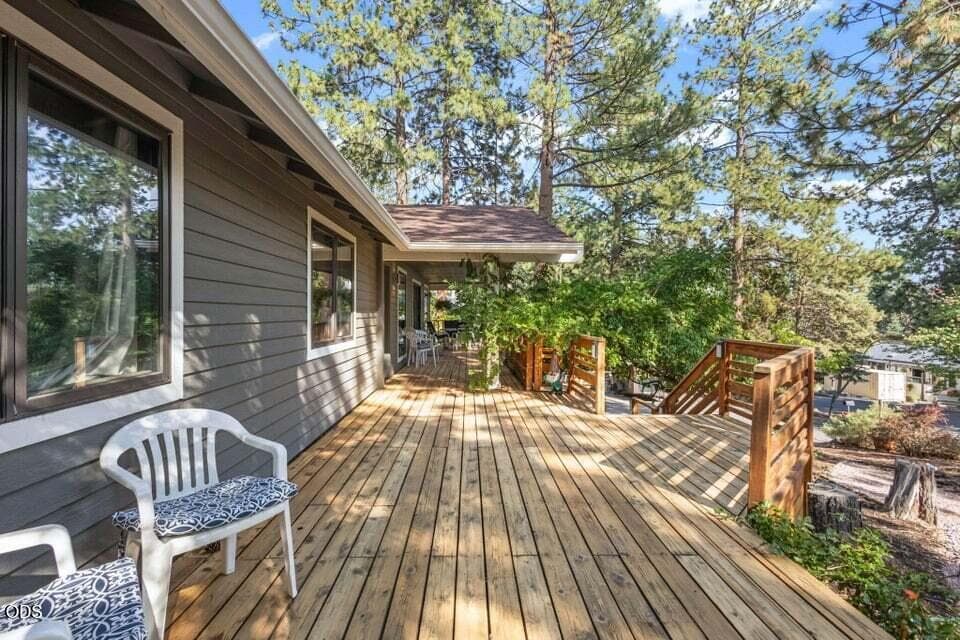 Photo of 1510 NW West Hills Avenue 31 of 44