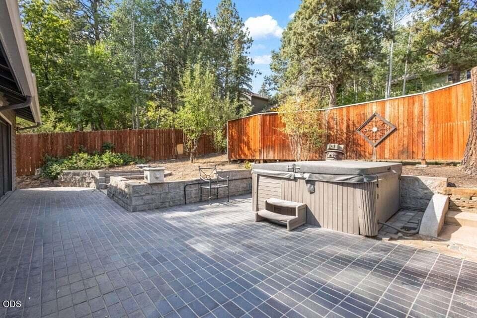 Photo of 1510 NW West Hills Avenue 26 of 44