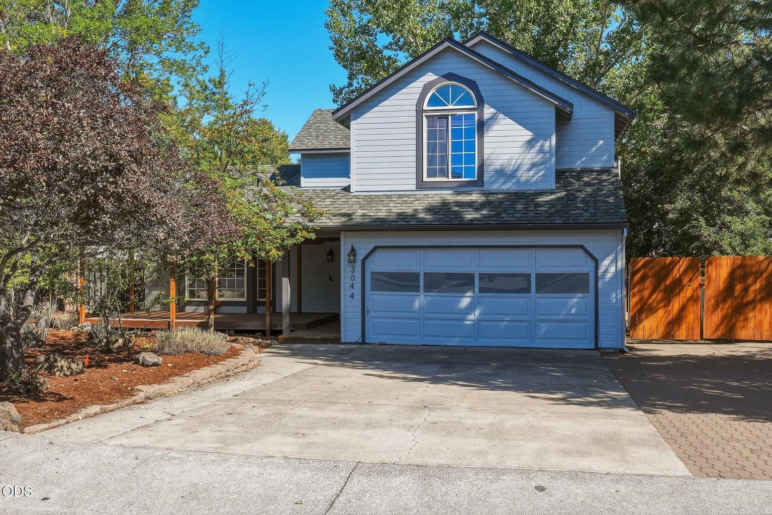 Photo of 3044 Lansing Court 1 of 36