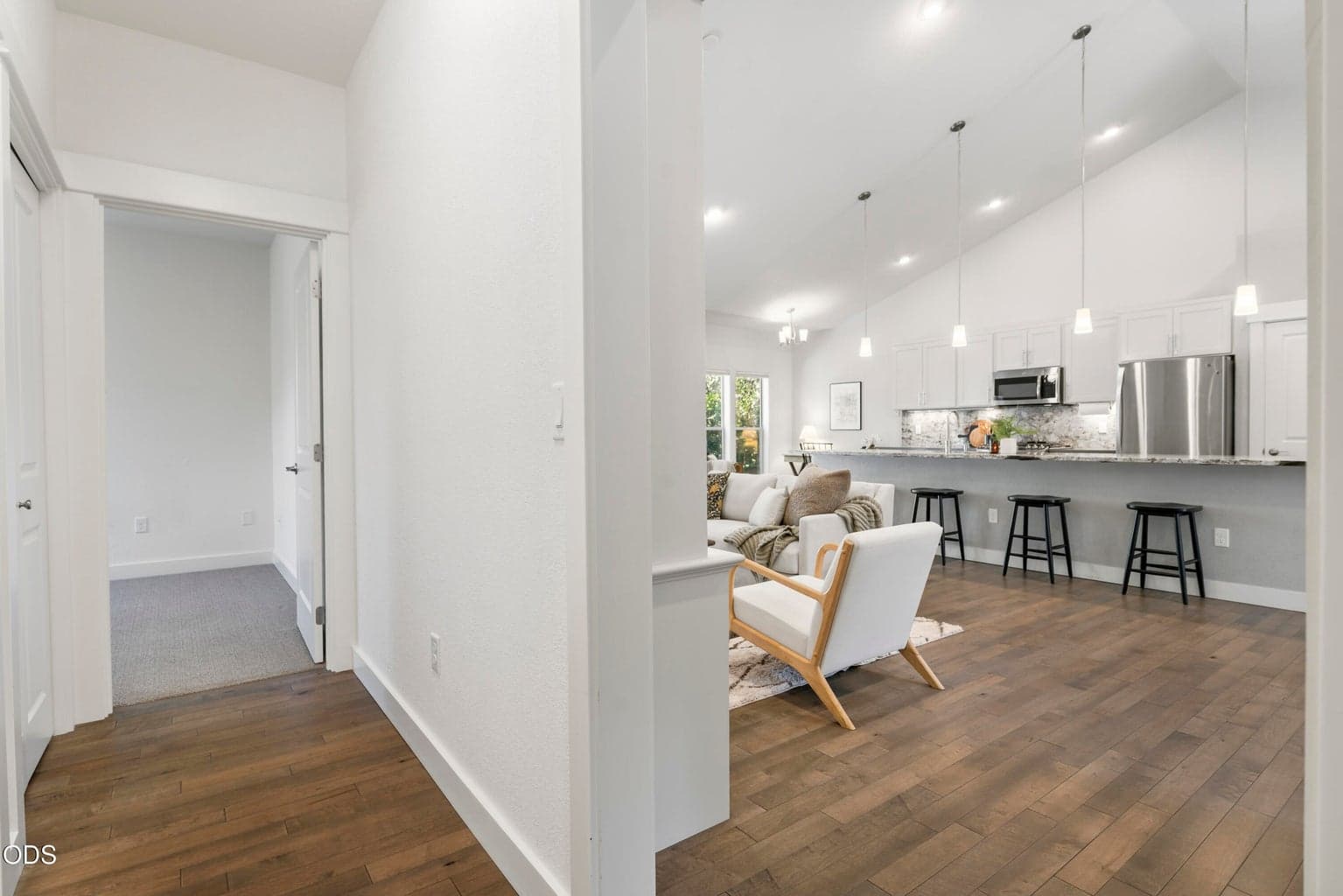 Photo of 63106 Layton Avenue 25 of 44