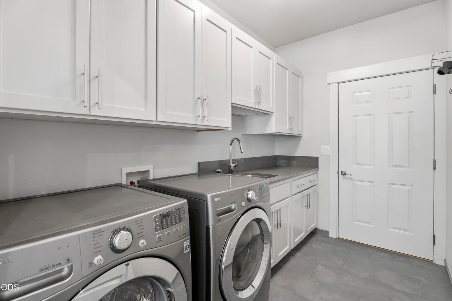 Photo of 63106 Layton Avenue 31 of 44