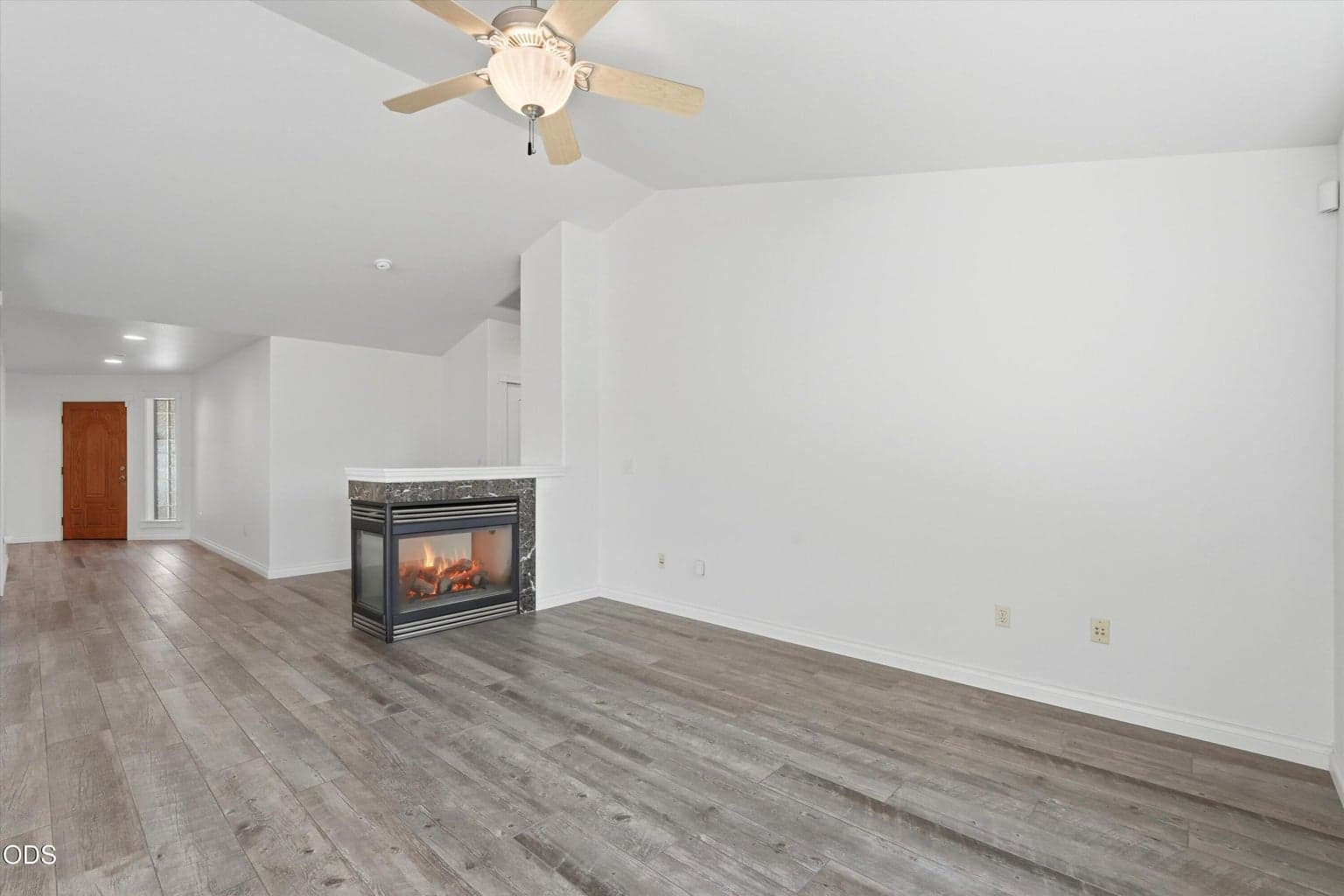 Photo of 1736 Nickernut Place 4 of 34