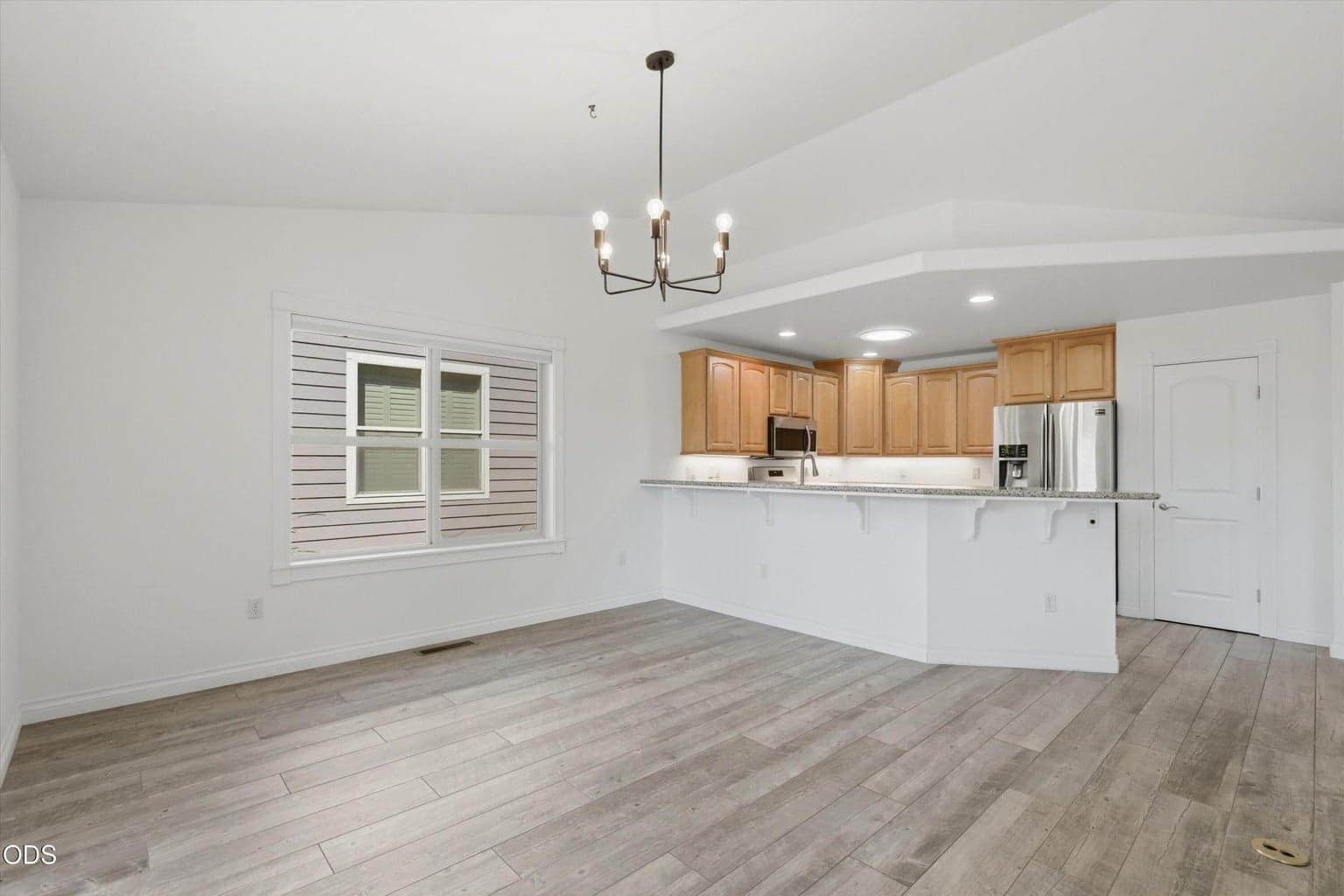 Photo of 1736 NW Nickernut Place 8 of 34