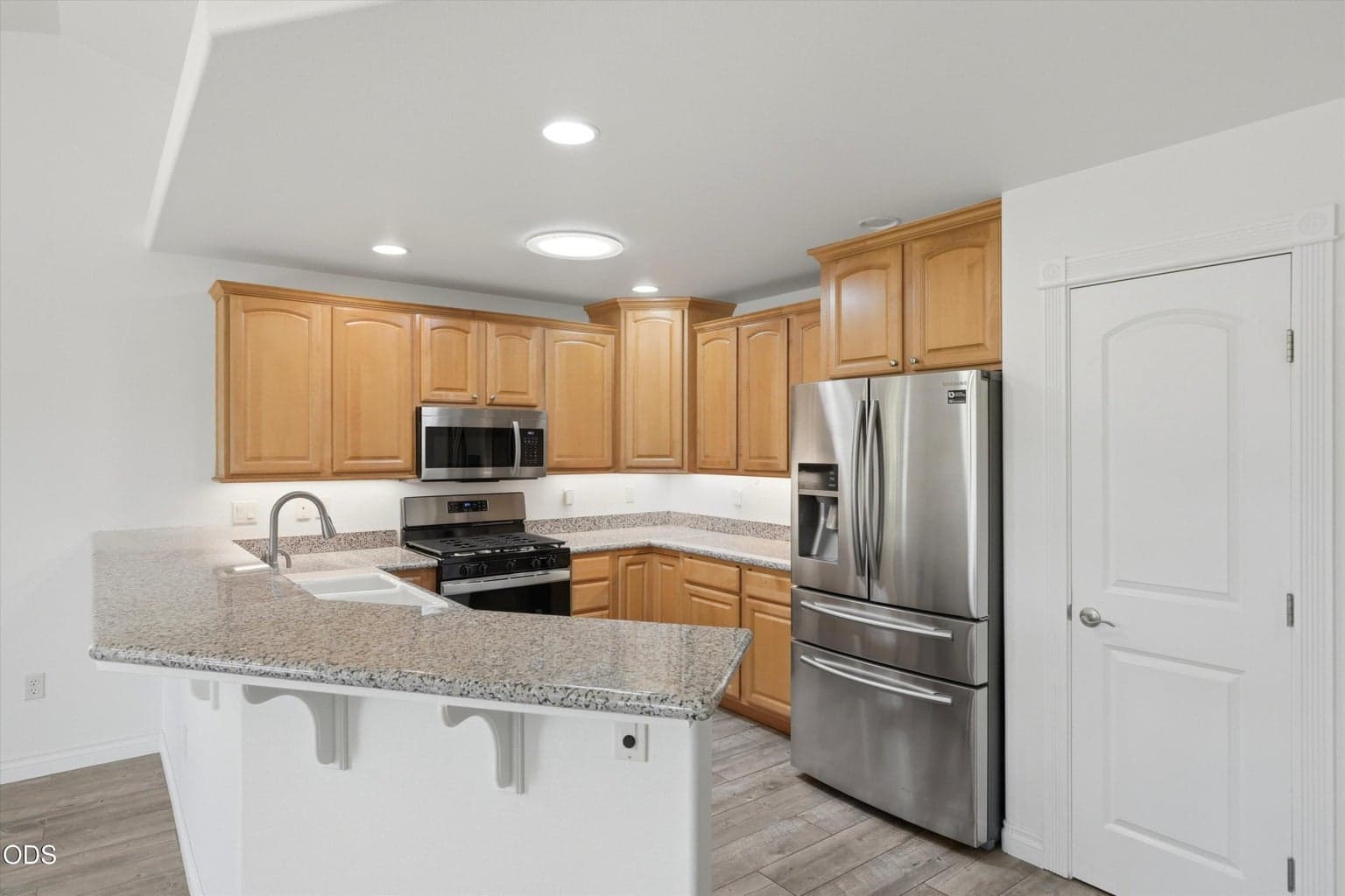 Photo of 1736 NW Nickernut Place 12 of 34