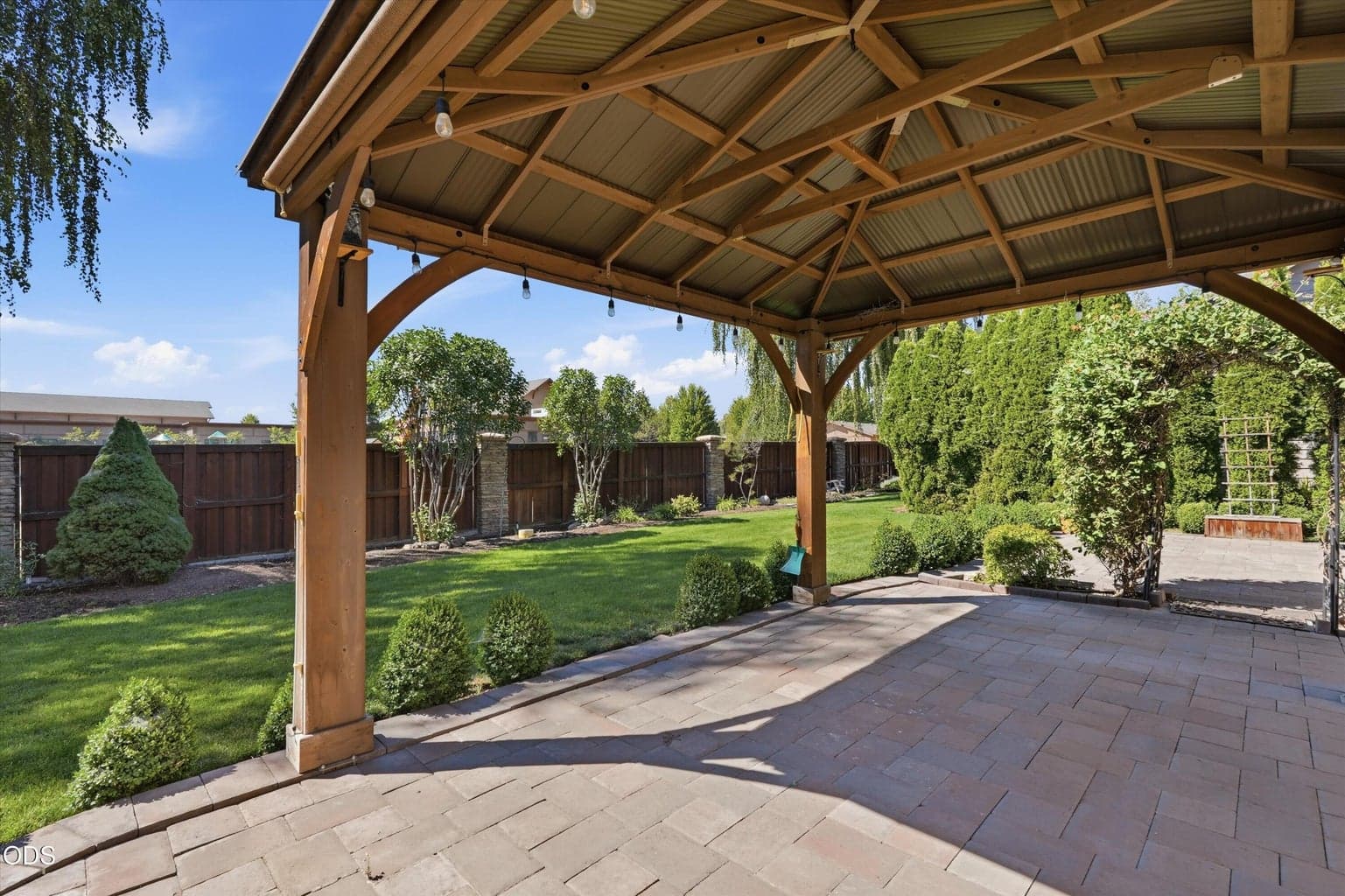 Photo of 1736 NW Nickernut Place 24 of 34