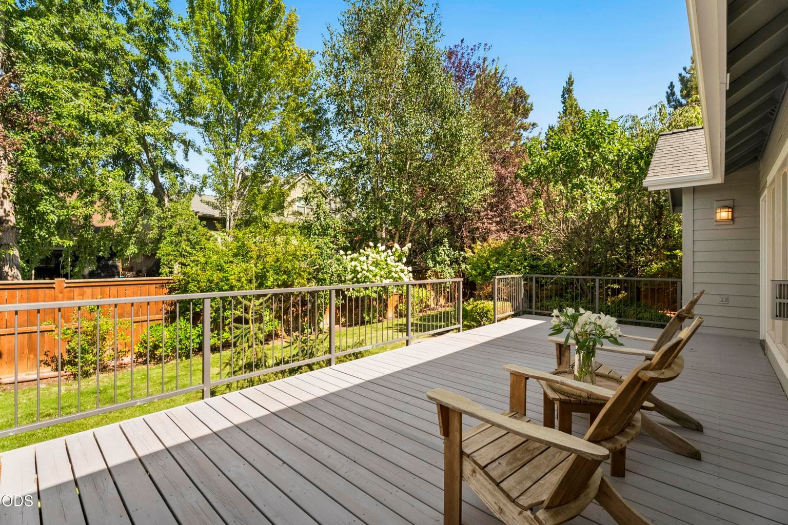 Photo of 63106 Layton Avenue 4 of 44