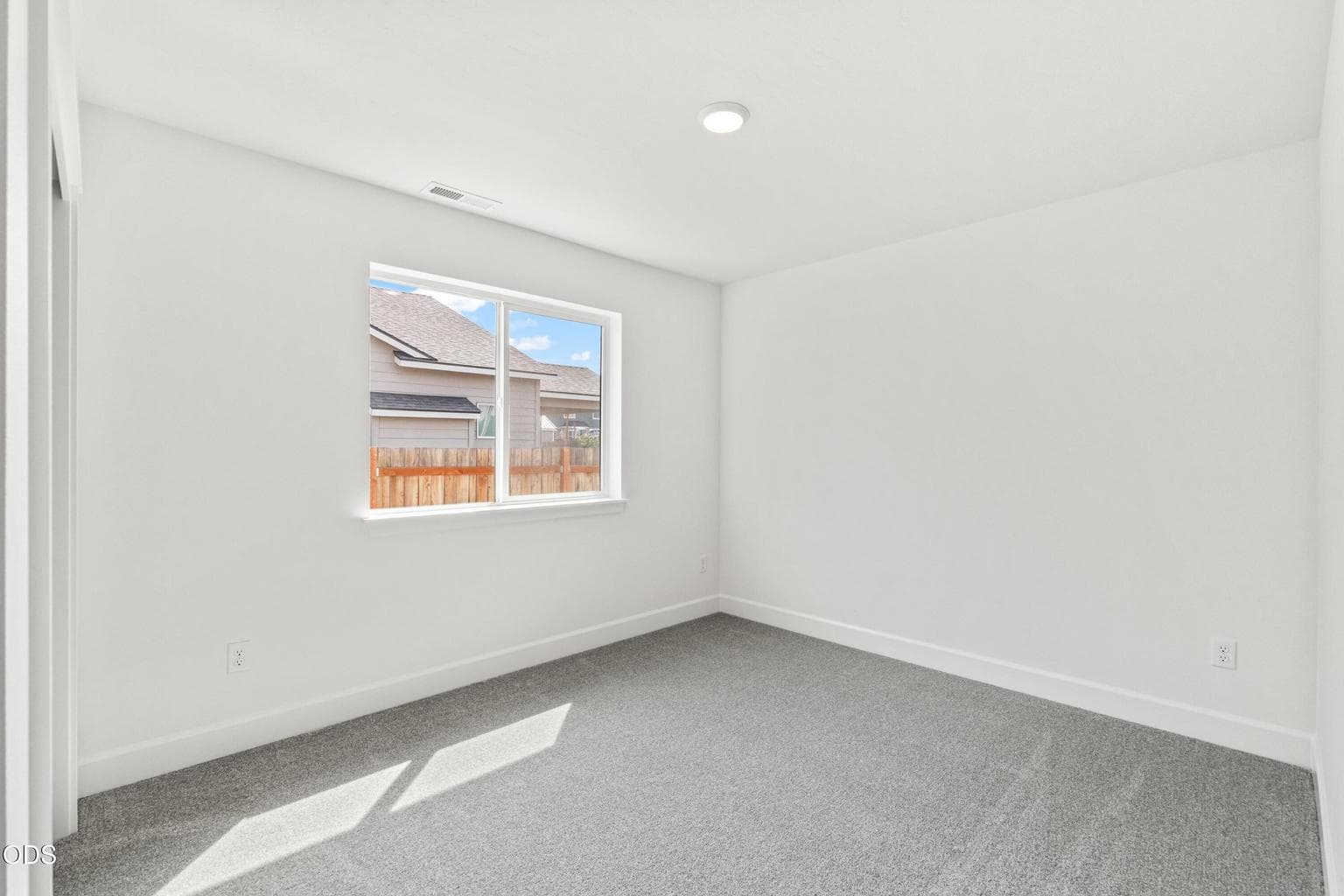 Photo of 363 NW Monte Vista Avenue 20 of 29