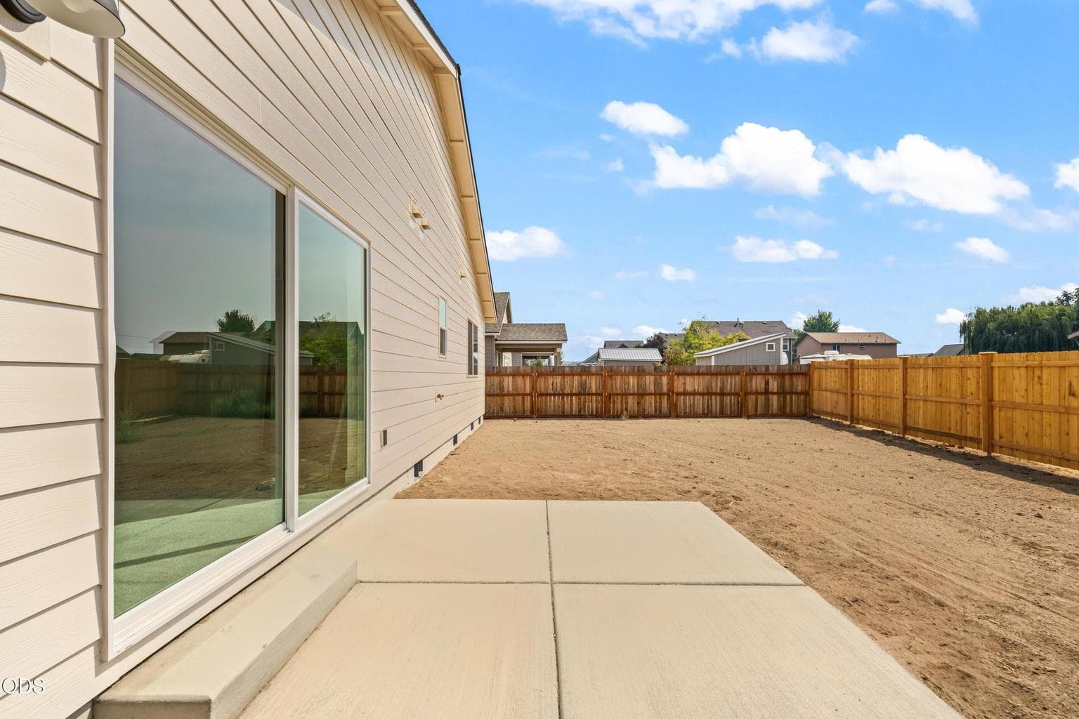 Photo of 363 NW Monte Vista Avenue 24 of 29