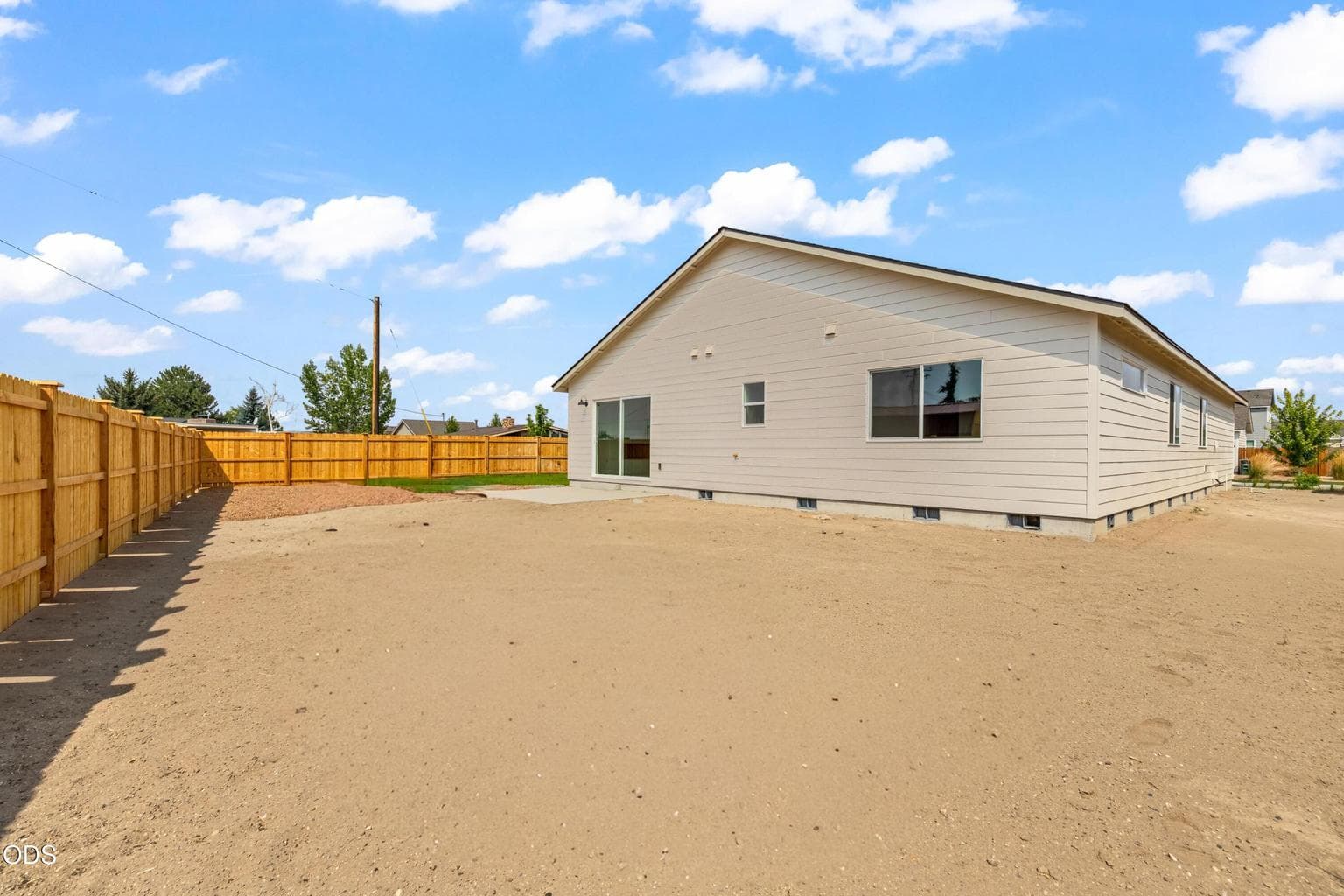 Photo of 363 NW Monte Vista Avenue 25 of 29