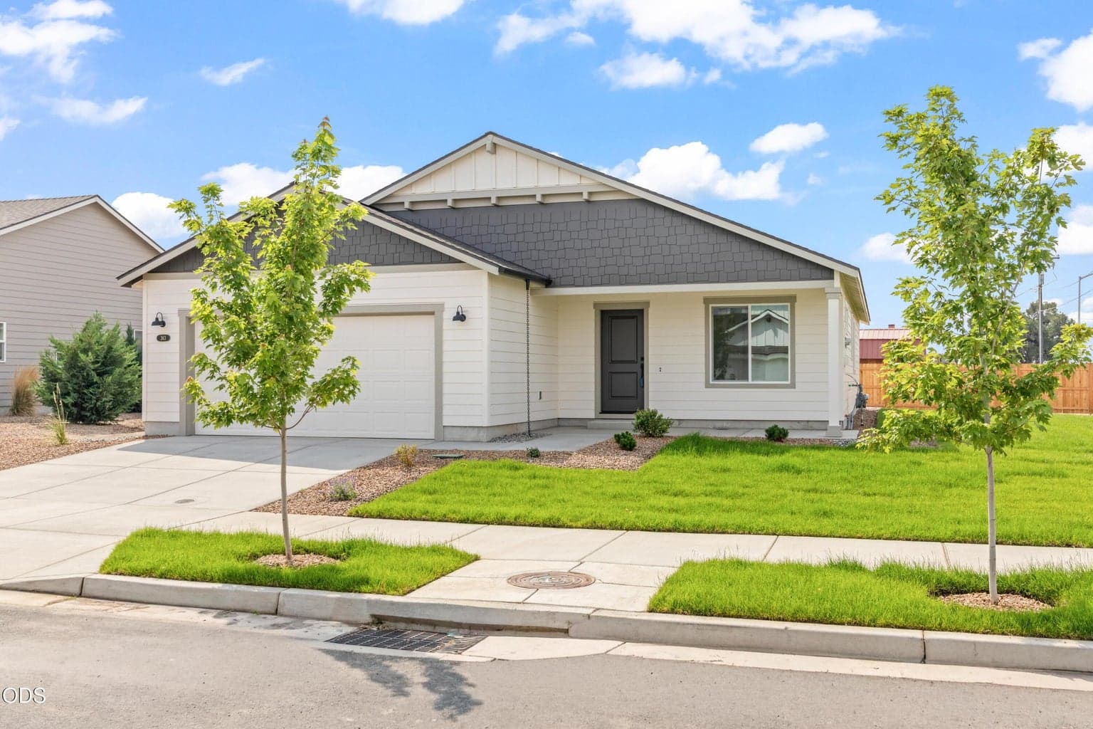 Photo of 363 NW Monte Vista Avenue 29 of 29