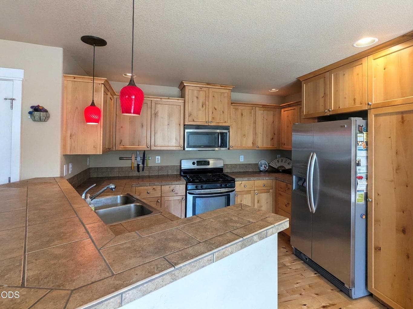 Photo of 20441 Brentwood Avenue 5 of 26