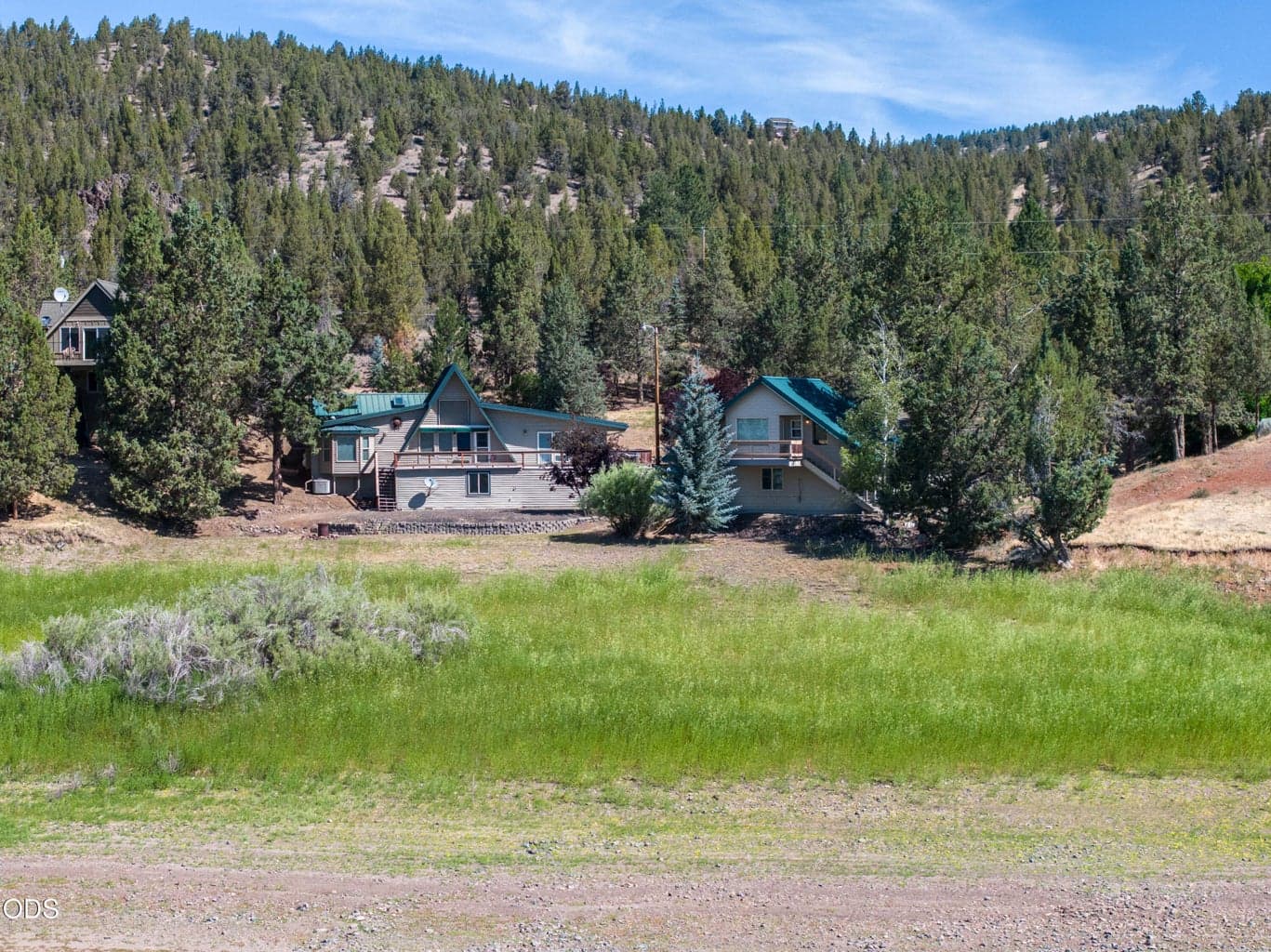 Photo of 13226 Ochoco Highway 2 of 49