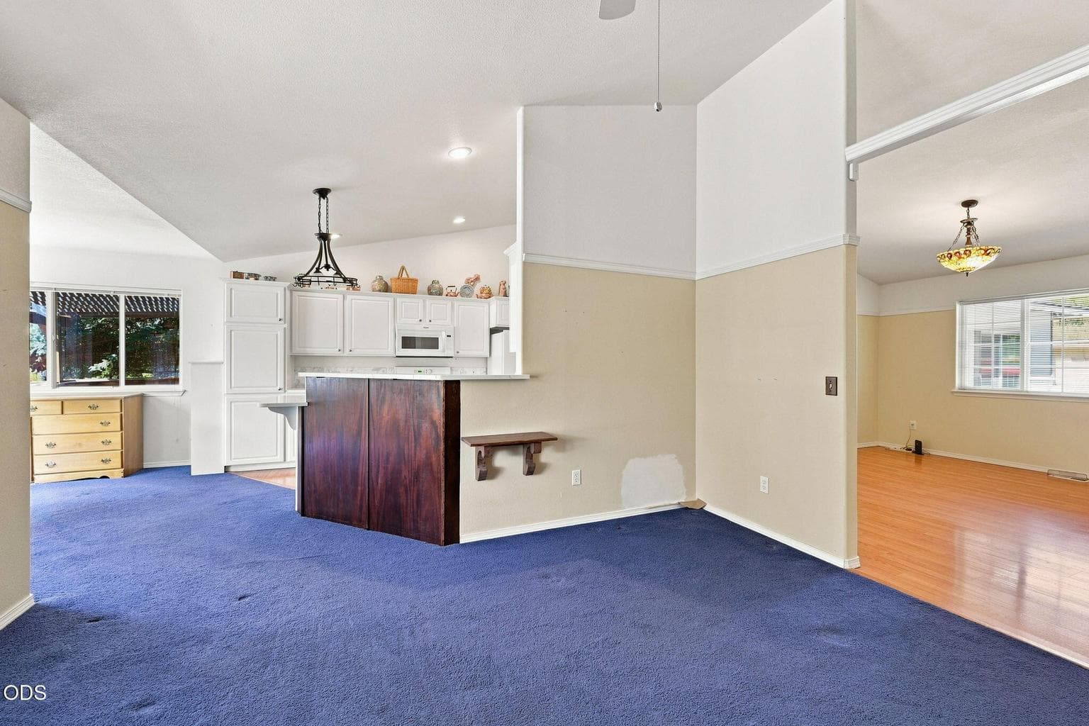 Photo of 1622 NW Spruce Avenue 12 of 50