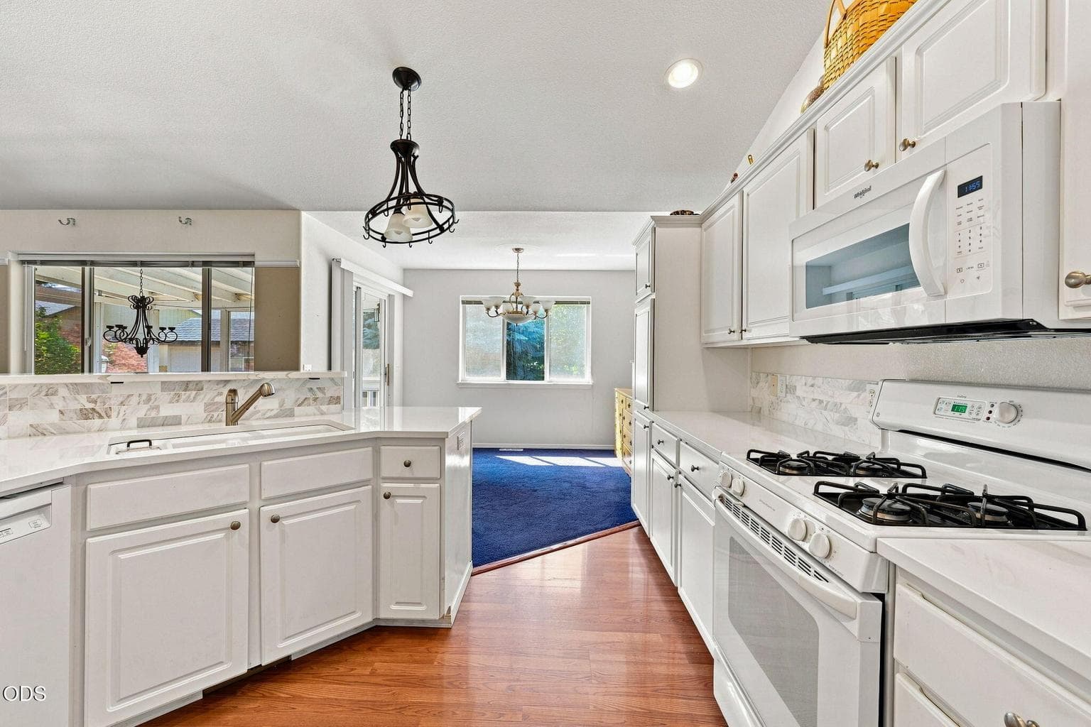 Photo of 1622 NW Spruce Avenue 18 of 50