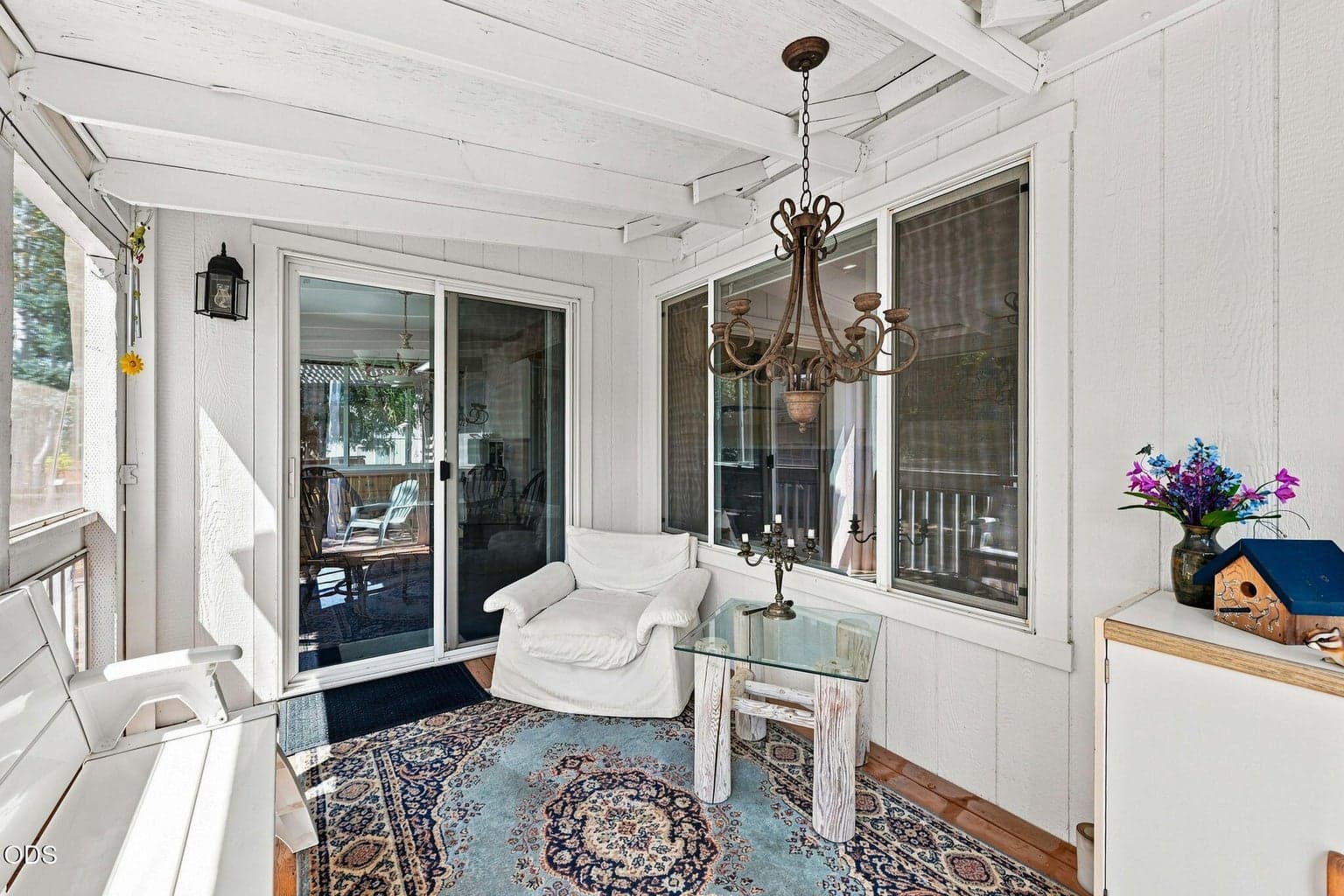 Photo of 1622 NW Spruce Avenue 32 of 50