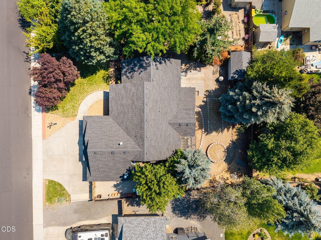 Photo of 1622 NW Spruce Avenue 42 of 50