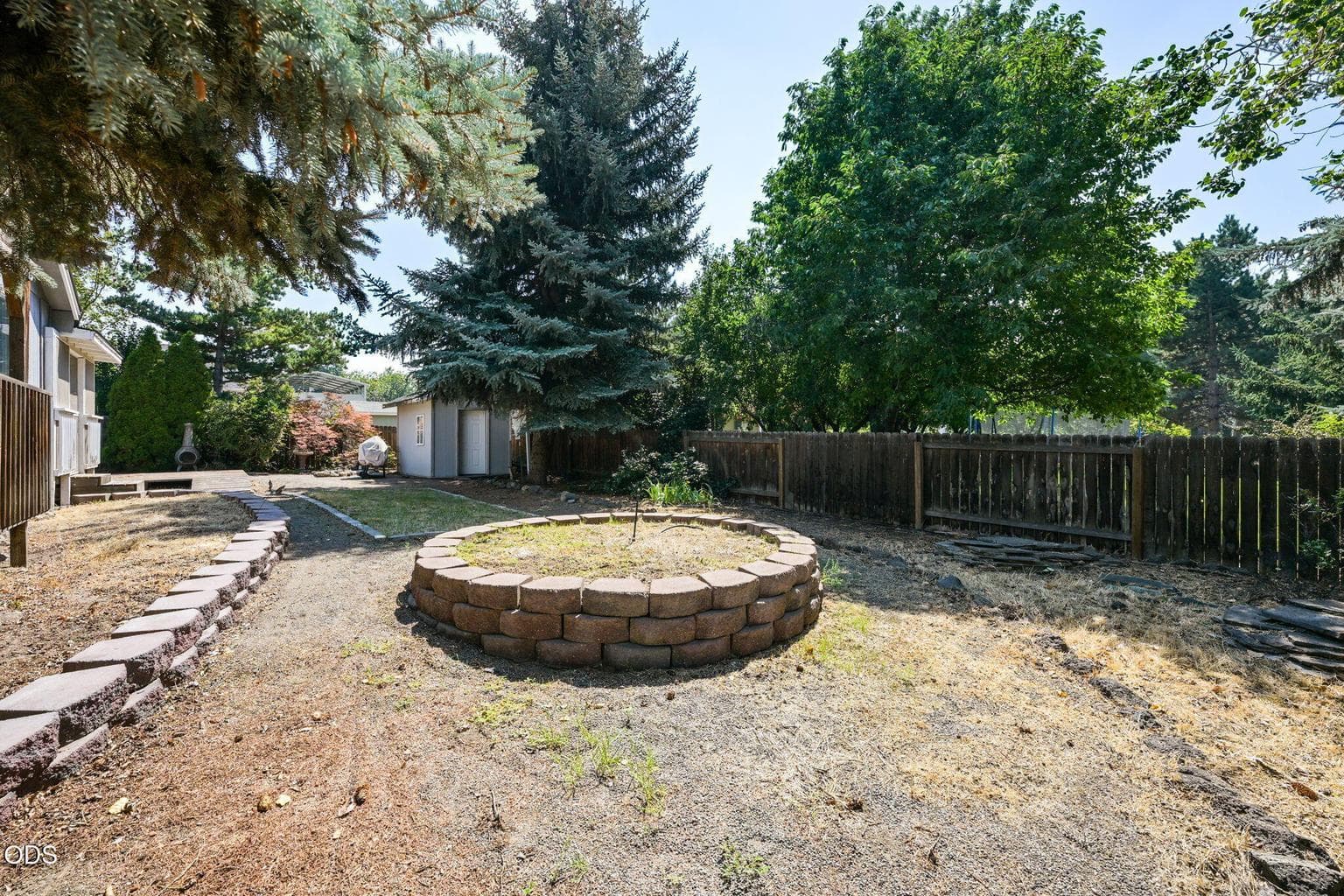 Photo of 1622 NW Spruce Avenue 38 of 50